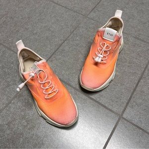 Steve Madden Myles Orange Sneakers Bungee Laces 7 7.5